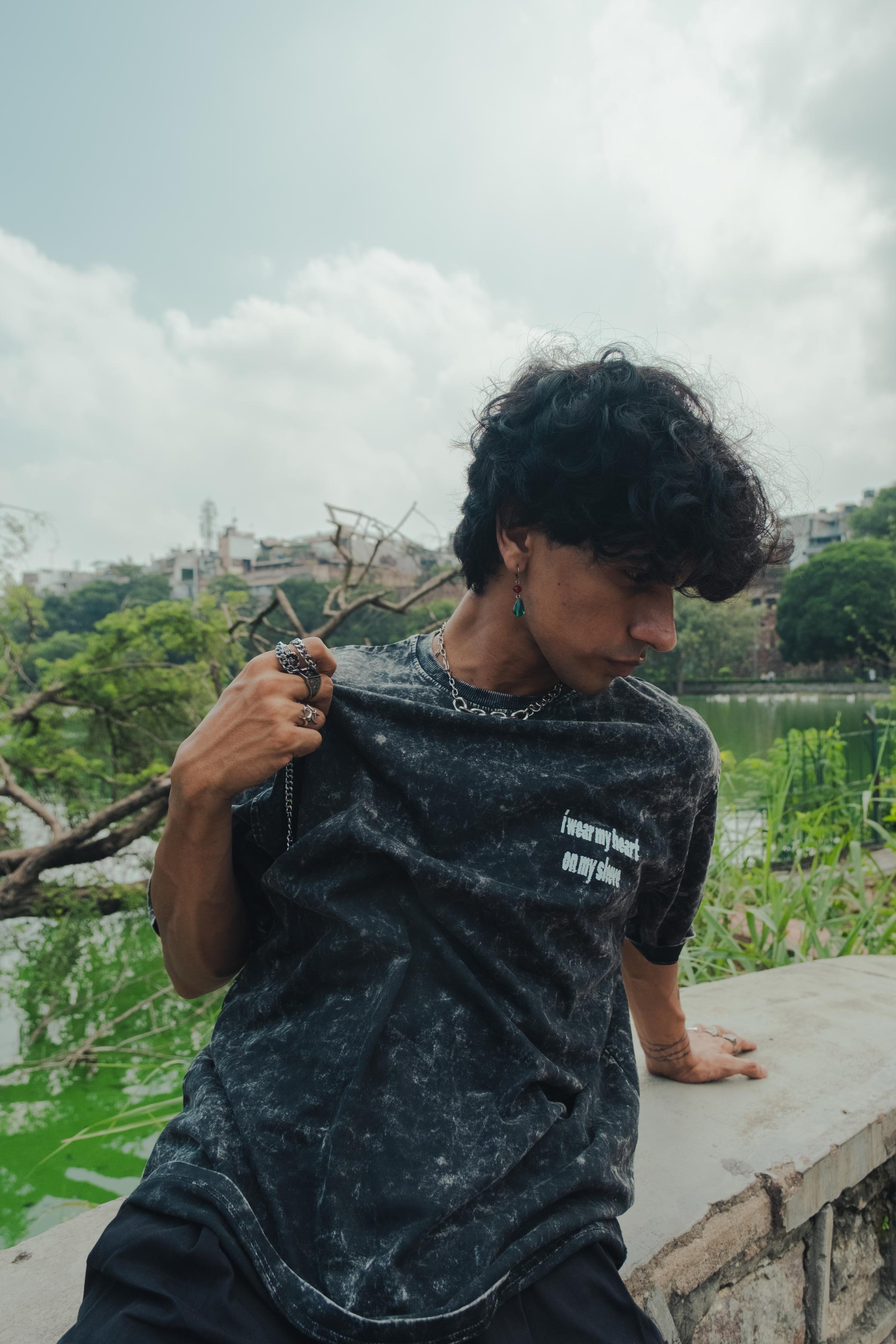 Weekend tee